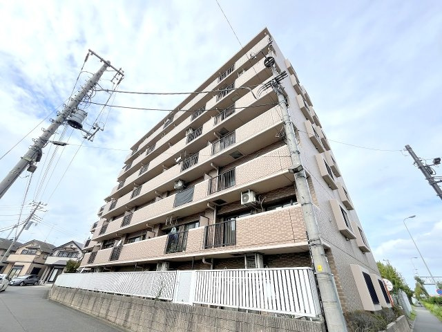 モナーク福生  の外観