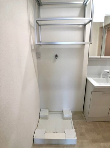 クリエオーレ友井の玄関