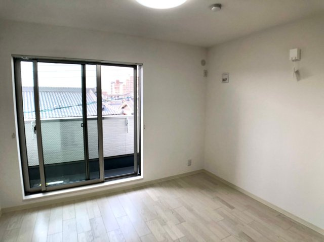 クリエオーレ友井の居間・リビング