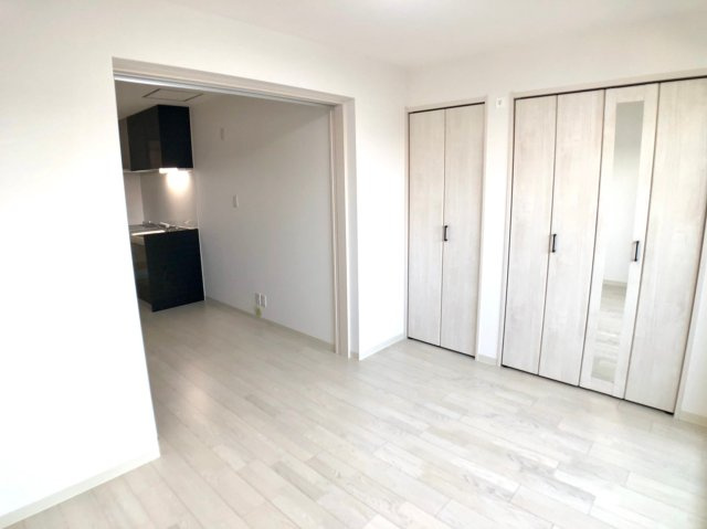 クリエオーレ友井の洋室