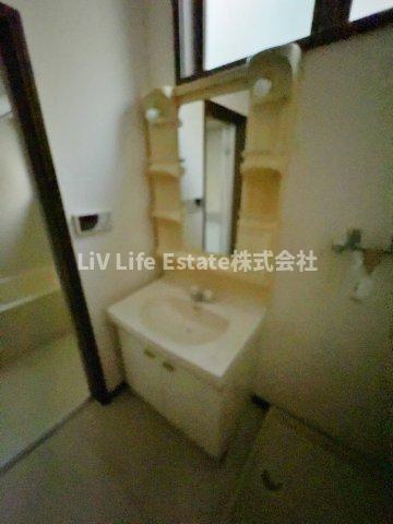 坂本所有　貫井北町貸家の洗面所