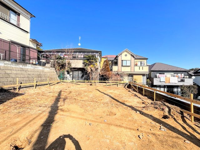 保土ヶ谷区権太坂３丁目　新築戸建ての外観|◆前面道路も幅員があり車の運転も安心！前面道路は閑静な住宅地。車通りの少ない道路です。お子様にも安心です。
