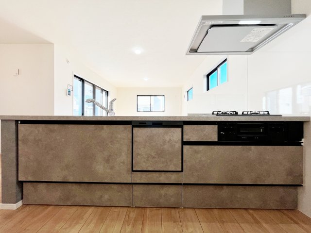 『八王子市新築戸建て』八王子市諏訪町25-3【仲介手数料無料】　１期のキッチン|～仲介手数料無料☆八王子ひなた不動産～　八王子市諏訪町　新築戸建て