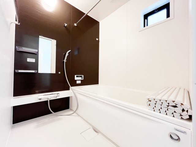 『八王子市新築戸建て』八王子市諏訪町25-3【仲介手数料無料】　１期の浴室|～仲介手数料無料☆八王子ひなた不動産～　八王子市諏訪町　新築戸建て