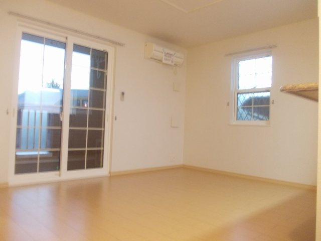 セントレア貝塚の居間・リビング