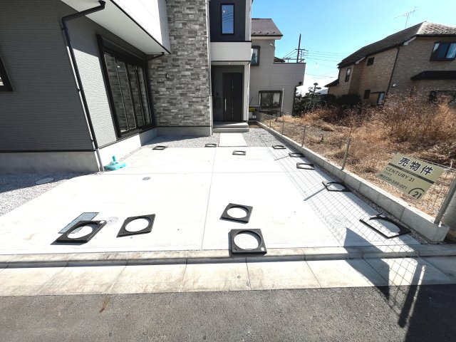 『八王子市新築戸建て』八王子市諏訪町25-3【仲介手数料無料】　１期の駐車場|～仲介手数料無料☆八王子ひなた不動産～　八王子市諏訪町　新築戸建て