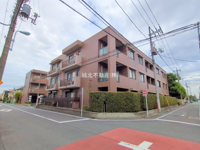 アールヴェール荻窪北の外観