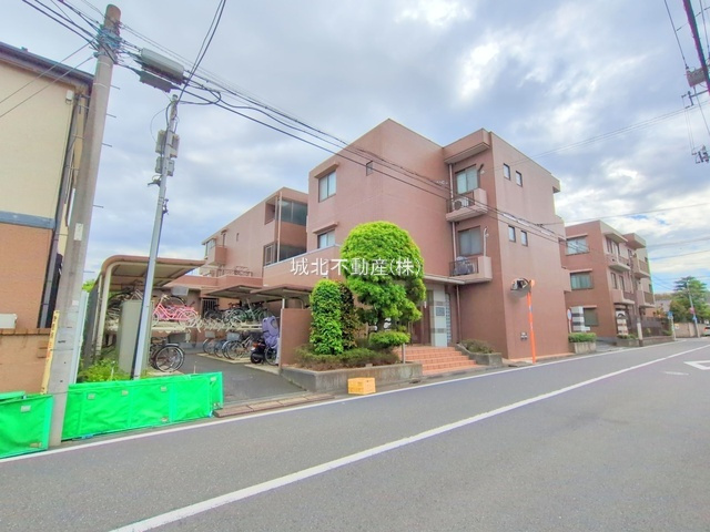 アールヴェール荻窪北の外観