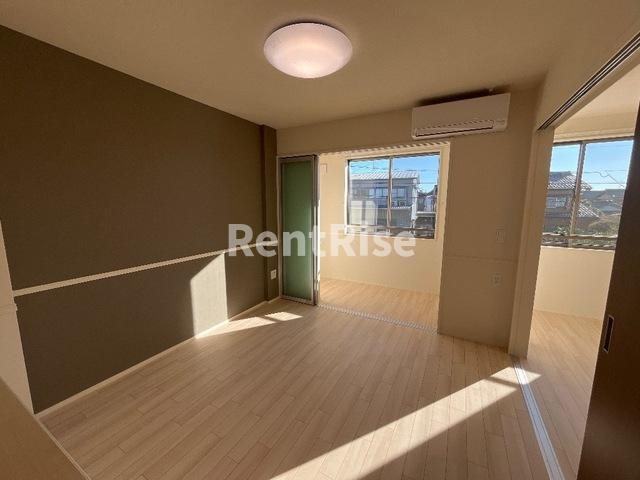 ファーストステージＭの居間・リビング