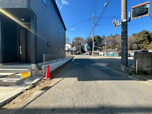 狭山市柏原18期　新築戸建　グラファーレの前面道路含む現地写真|1/30　撮影
