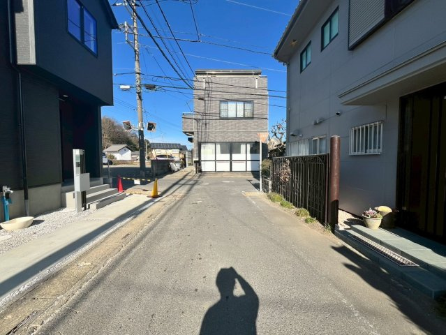 狭山市柏原18期　新築戸建　グラファーレの前面道路含む現地写真|1/30　撮影