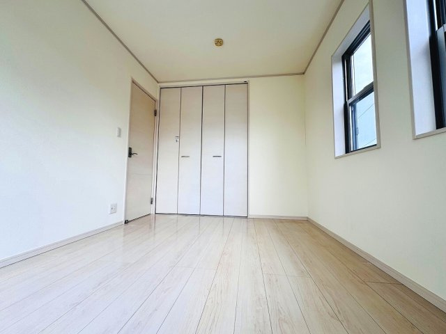 【洋室】 | 和光市中央1丁目　中古一戸建住宅（成増店） | 3階6帖の洋室。