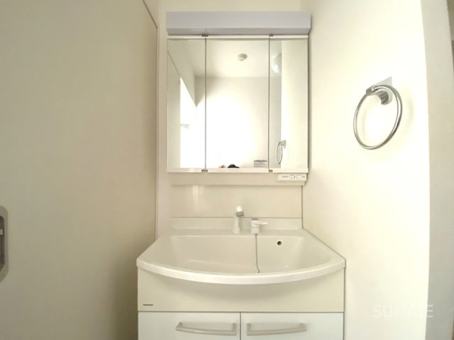 プランドールの設備|3面鏡タイプ洗面化粧台☆彡