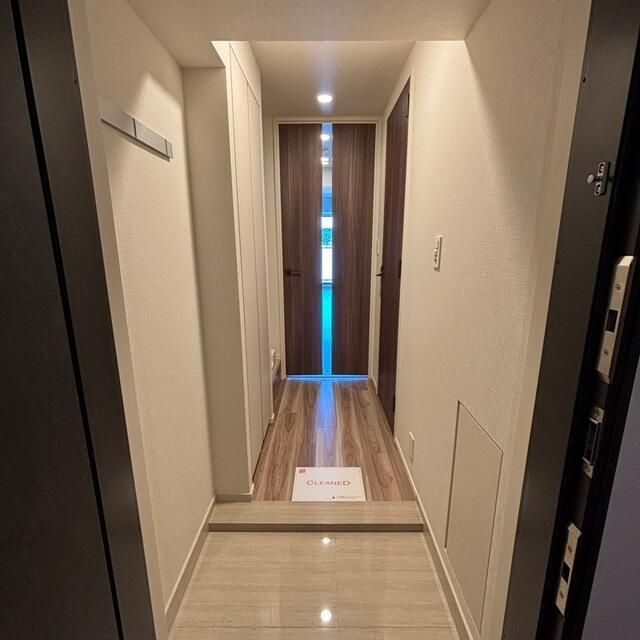 パークアクシス新宿百人町の玄関