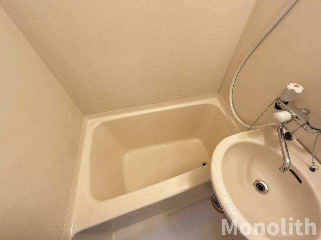 レジデンス畑野の浴室