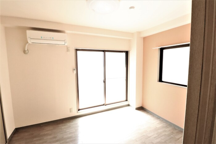 フレール第二西船橋の居間・リビング