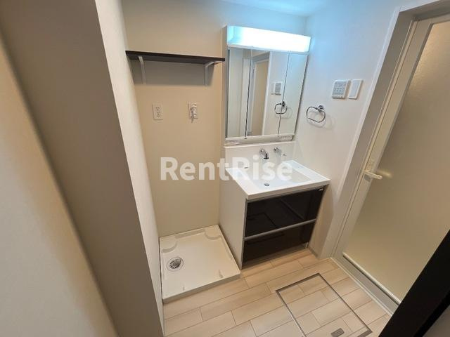 アルパインローズ Ｃの玄関