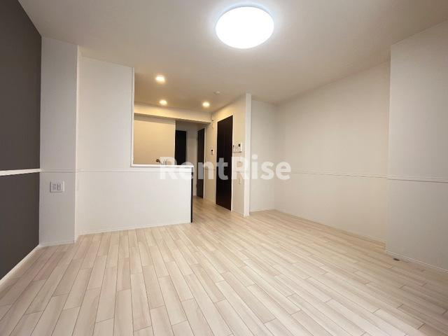 アルパインローズ Ｃの居間・リビング