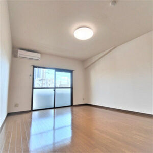 春日井市割塚町の賃貸マンションの居間・リビング