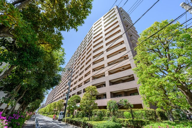 ライオンズプラザ西葛西の外観