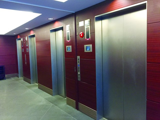 トア山手ザ・神戸タワーのその他共用部分|エレベーター前