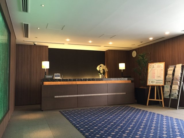 プラウドタワー神戸県庁前の受付