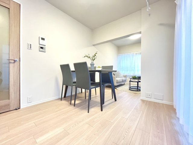 東灘パーク・ハイムの居間・リビング