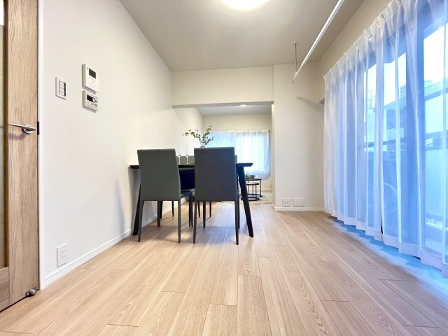 東灘パーク・ハイムの居間・リビング|使いやすいリビングです