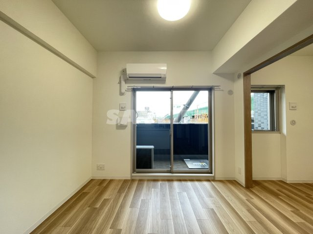 プレサンス長田レジェールの居間・リビング