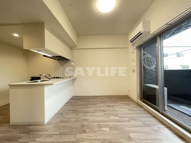 プレサンス長田レジェールの居間・リビング