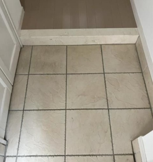 シーズガーデン日暮里パークウエストの玄関