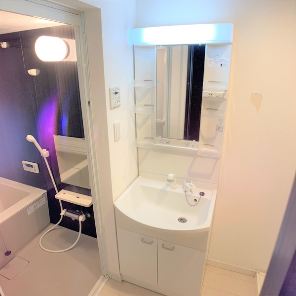 アスール海神の独立洗面台