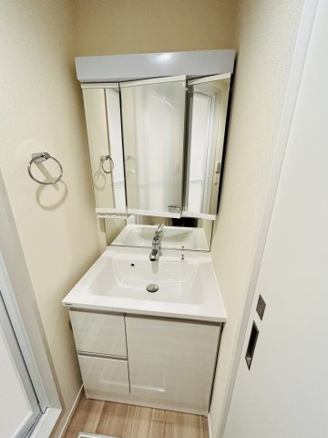 【洗面所】ヘーベルメゾン甲子園口北町イースト 