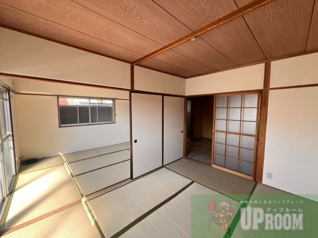 ドミール梅ヶ坪の駐車場