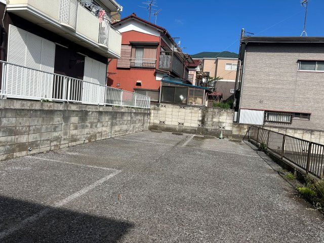 サニーハイツ駐車場の駐車場