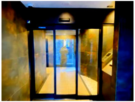 【ロビー】 | ワールドアイ神戸湊町