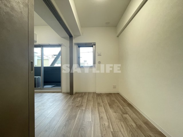 プレサンス長田レジェールの洋室