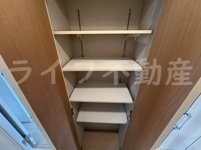 若草ハイツ　B棟の収納