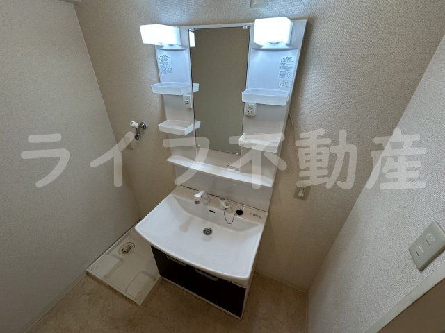 若草ハイツ　B棟の独立洗面台