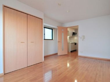 リ・ボーン　エンドーの寝室