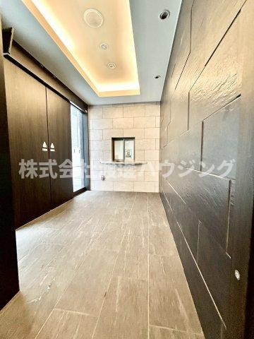 エスリード江坂セントラムのエントランス