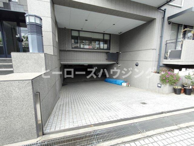 【駐車場】 | ラ・セーヌ豊中