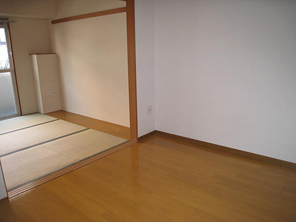 オーベルジュ甲南の居間・リビング