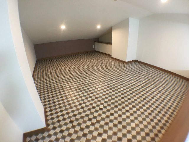 ワコーレヴィアーノ神戸上筒井通EASTの居間・リビング