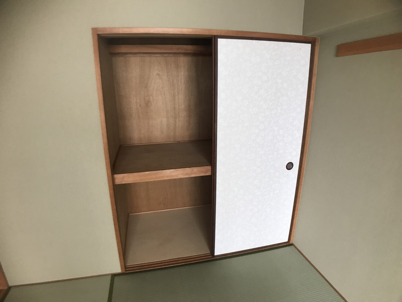 メゾン諏訪山の収納