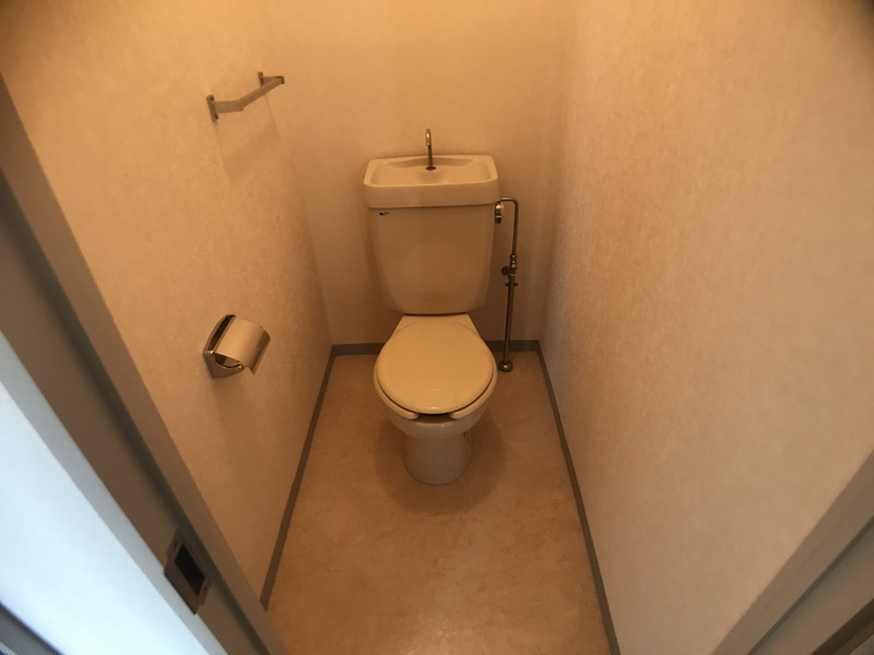 メゾン諏訪山のトイレ