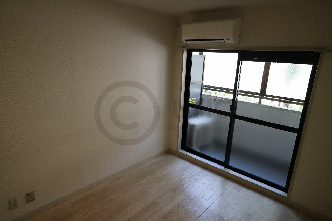 メゾン・ド・エクランの居間・リビング