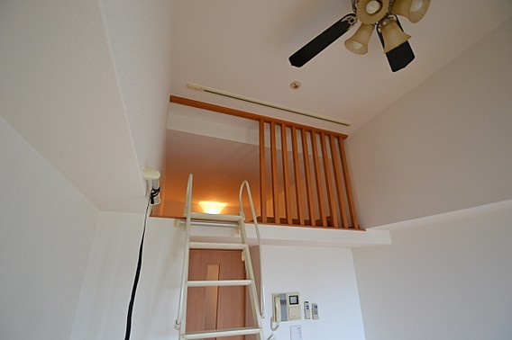 エステムコート神戸県庁前3フィエルテの居間・リビング