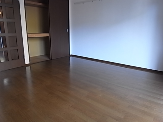 レジデンス北青木の居間・リビング