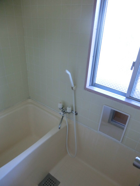 ストランドパレー灘の浴室